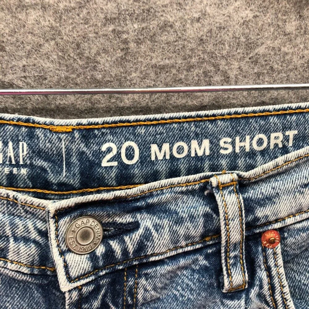 Gap Teen‎ Girls Size 20 Mom Denim Shorts High rise Blue Light Wash Roll Cuff